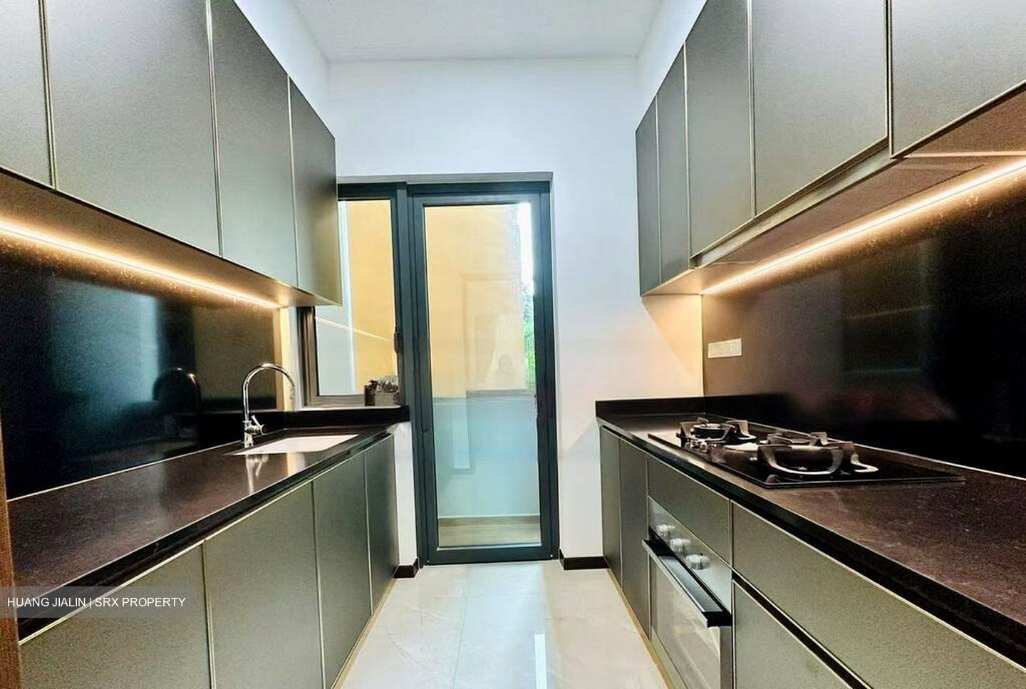 Normanton Park (D5), Terrace #449380111